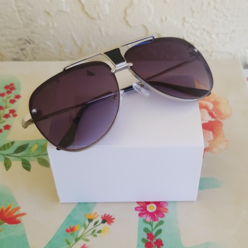 2019  AVIATOR STYLE CLEAR LENS 2 TONE UNISEX SUNGL - Picture 4 of 4
